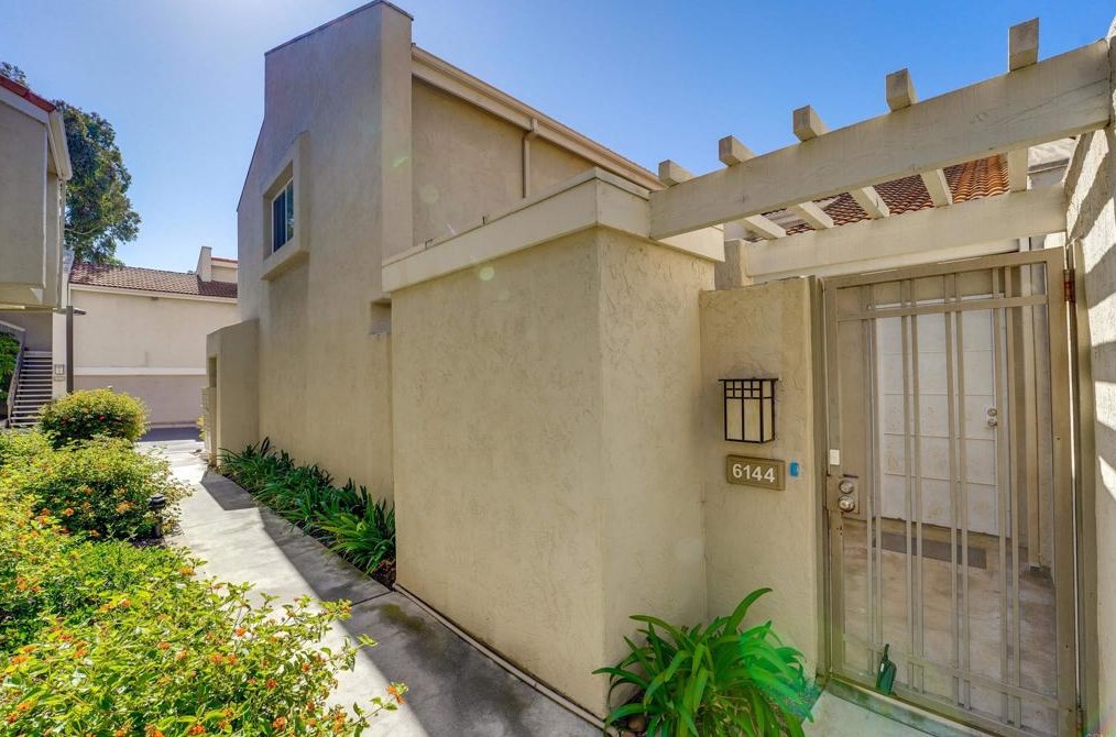 6144 Caminito Baeza, San Diego, CA 92122