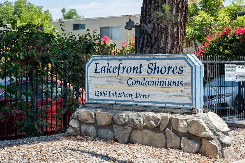 12616 Lakeshore Dr #8, Lakeside, CA 92040