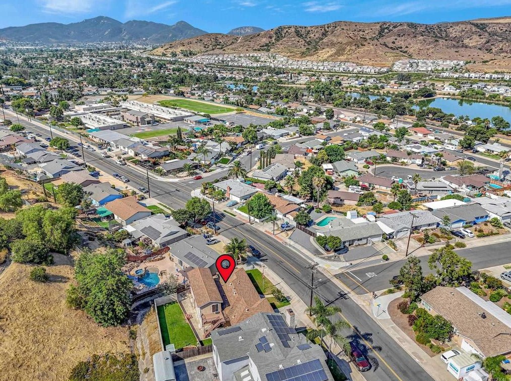10315 Settle Rd, Santee, CA 92071