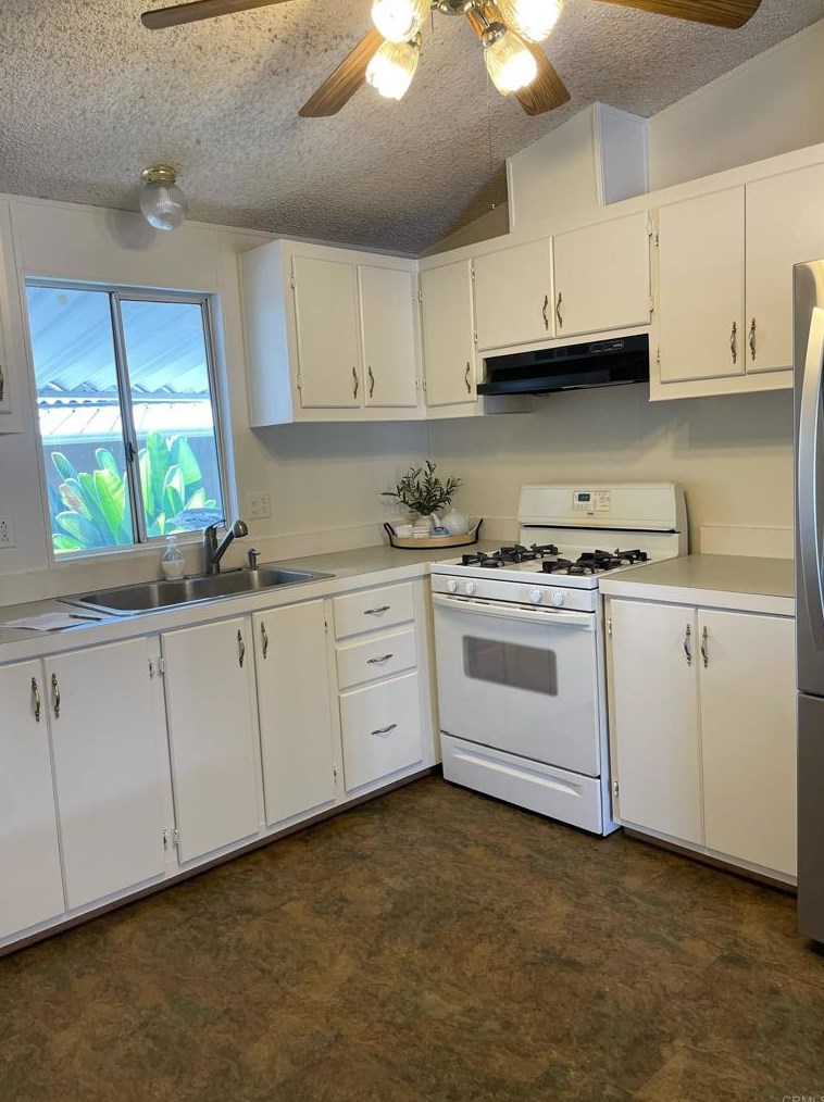 1425 2nd Ave #146, Chula Vista, CA 91911