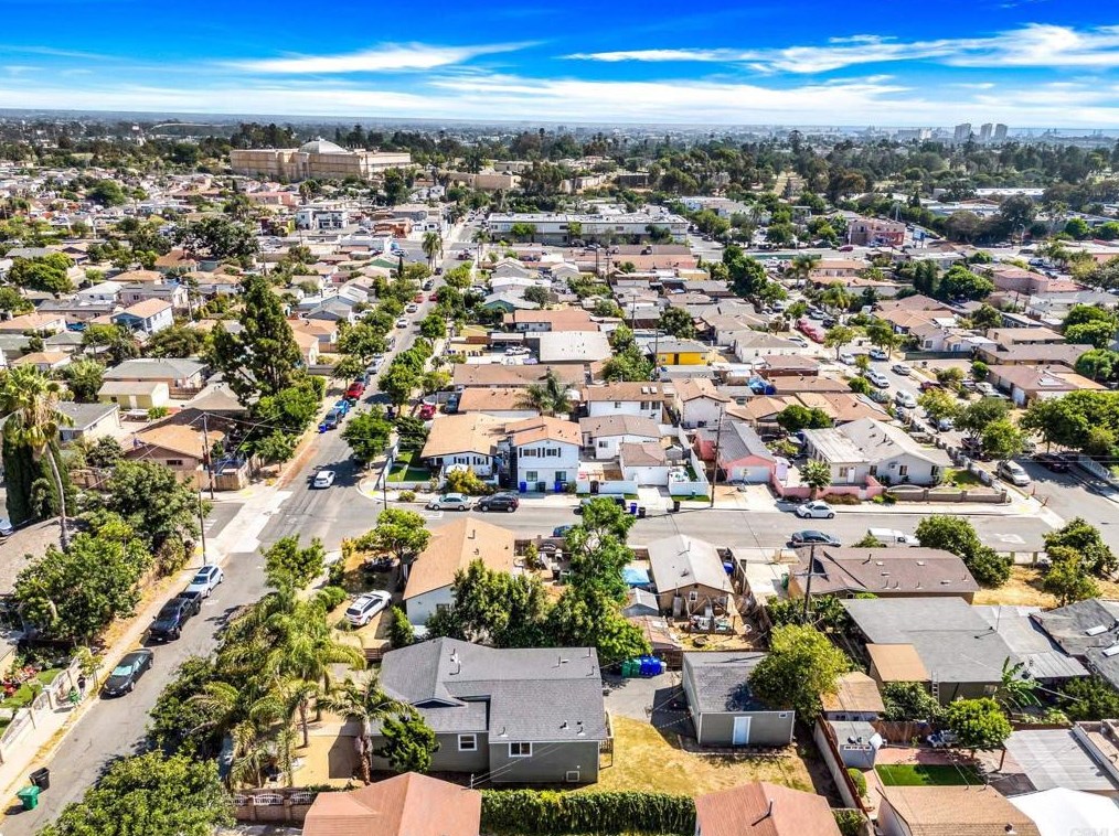 816 42nd St, San Diego CA  92102-3531 exterior