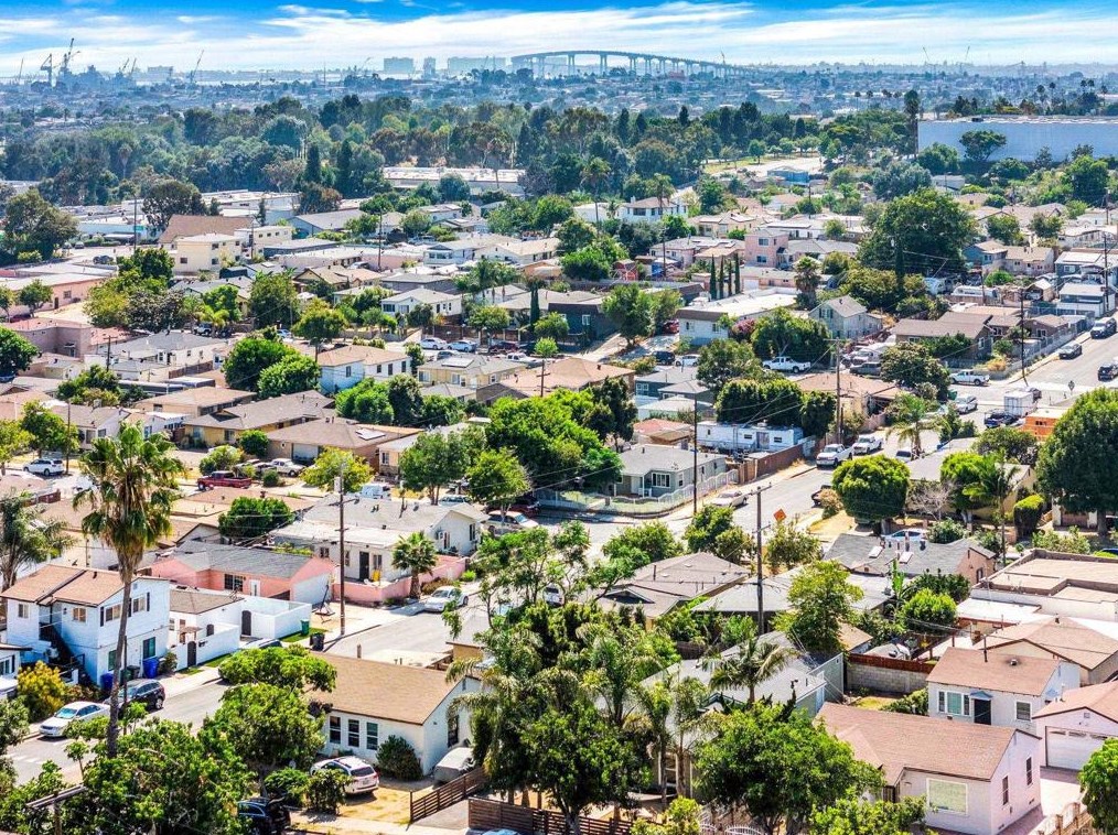 816 42nd St, San Diego CA  92102-3531 exterior