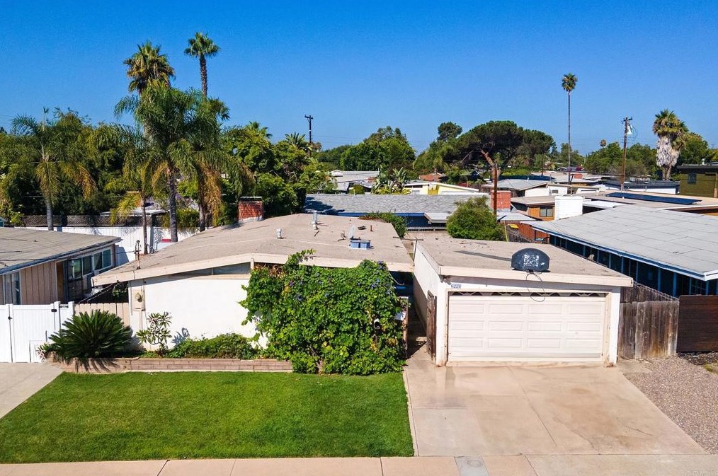 6226 Amber Lake, San Diego, CA 92119