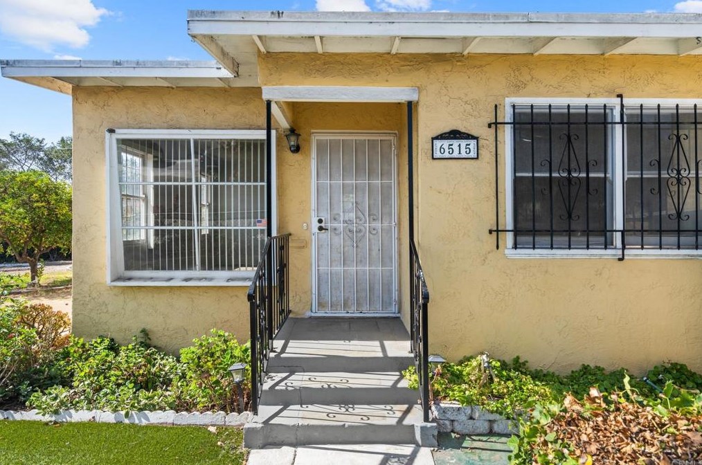 6515 Lemarand Ave, San Diego, CA 92115