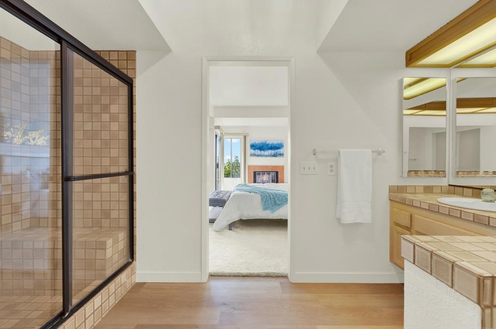 6150 Caminito Sacate, San Diego CA 92120-3155 exterior