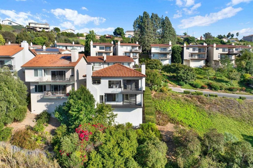 6150 Caminito Sacate, San Diego CA 92120-3155 exterior