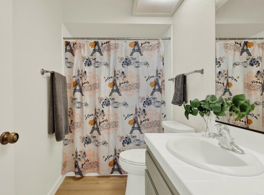 6150 Caminito Sacate, San Diego CA 92120-3155 exterior