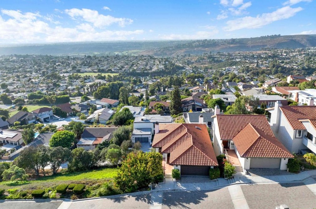 6150 Caminito Sacate, San Diego, CA 92120-3155