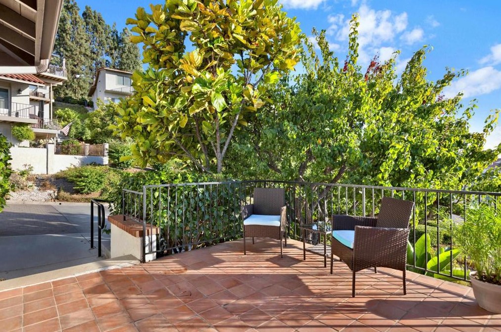 6150 Caminito Sacate, San Diego CA 92120-3155 exterior