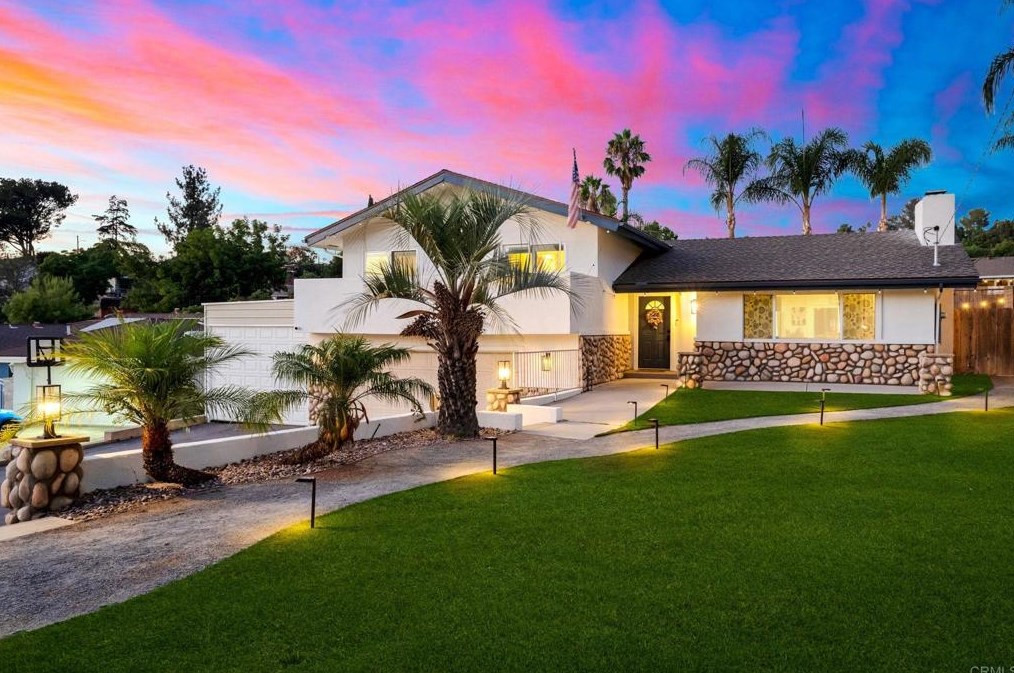 12138 Merrill Pl, Lakeside, CA 92040