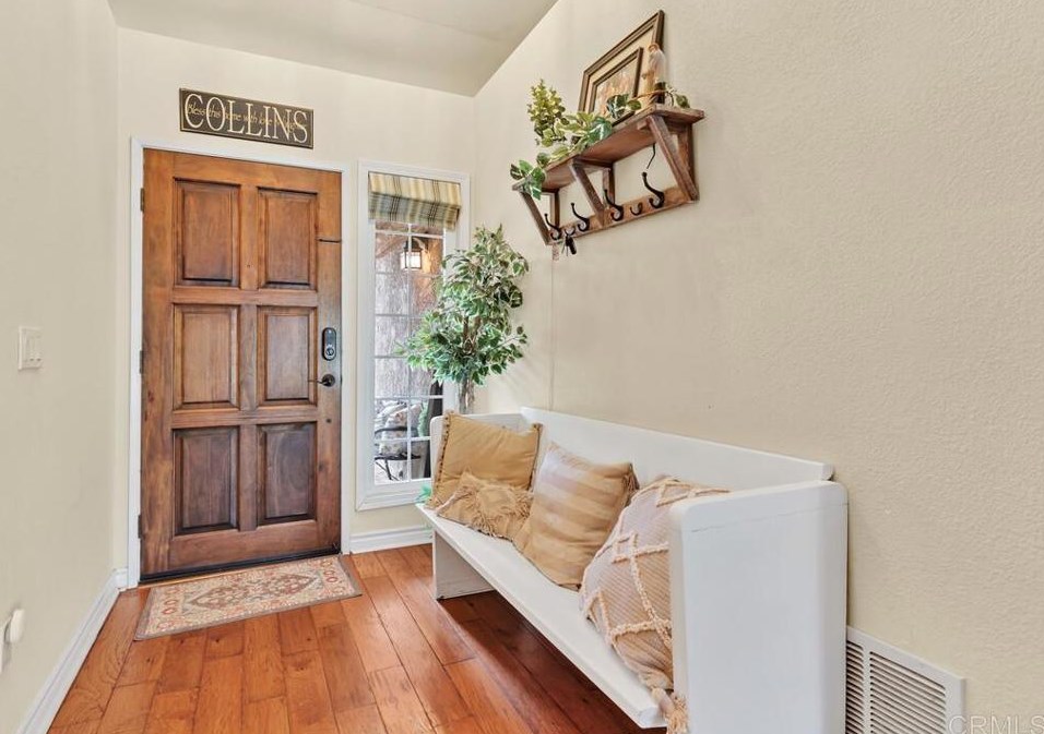264 Bridle Run Ct, Alpine, CA 91901