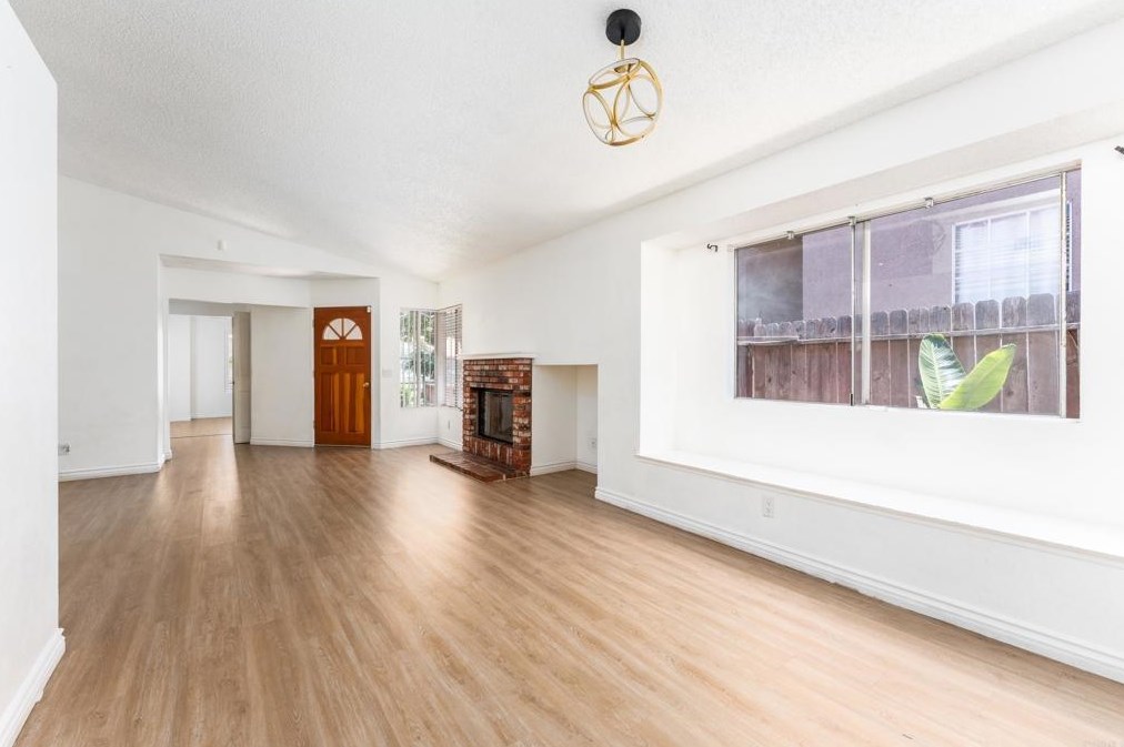 14155 Montego Bay Dr, Moreno Valley CA 92553-2906 exterior