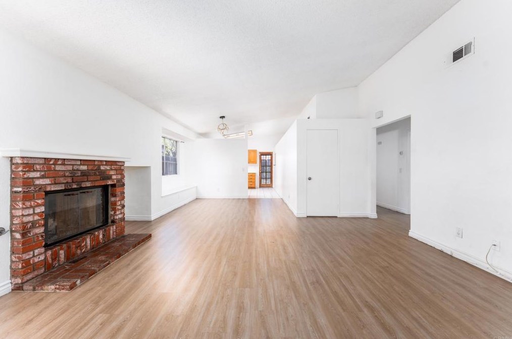 14155 Montego Bay Dr, Moreno Valley CA 92553-2906 exterior