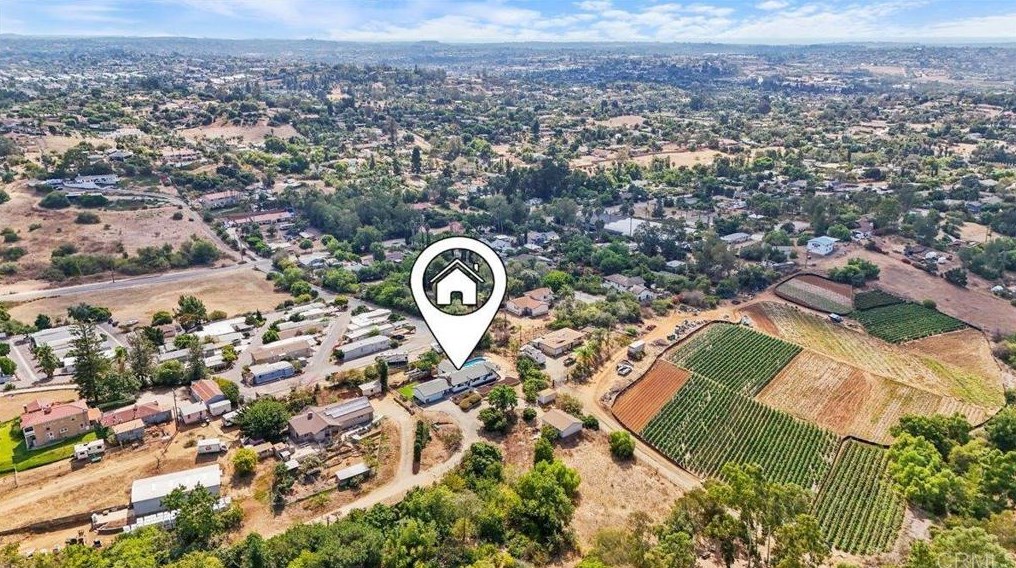 2446 Vista Way, Vista CA 92083-6228 exterior