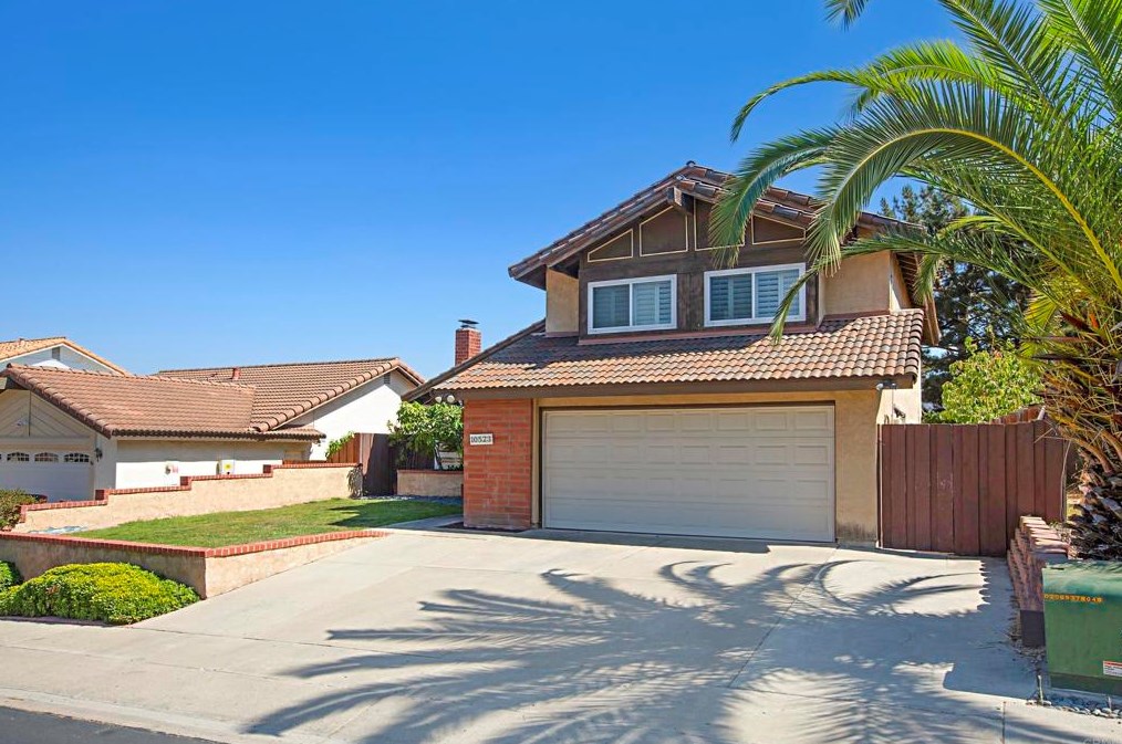 10523 Pine Grove St, Spring Valley, CA 91978-1506