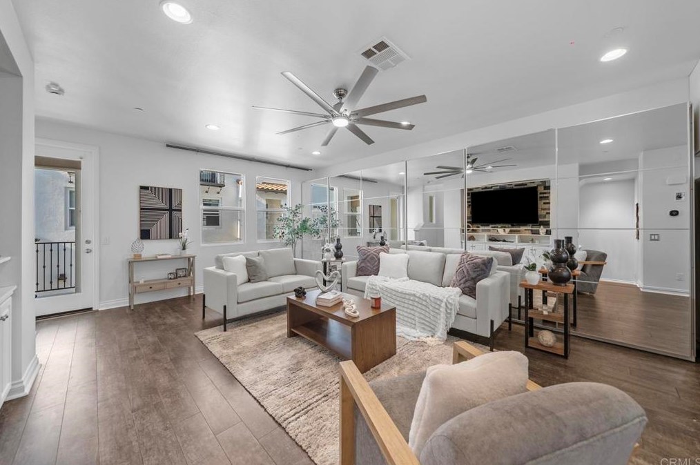 1848 Sea Rocket Ln, Carlsbad, CA 92011-4084