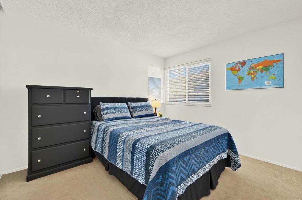 11855 Avenida Marcella, El Cajon CA 92019-4045 exterior