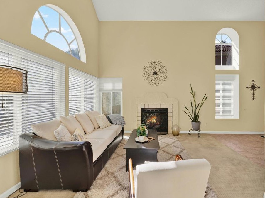 11855 Avenida Marcella, El Cajon CA 92019-4045 exterior