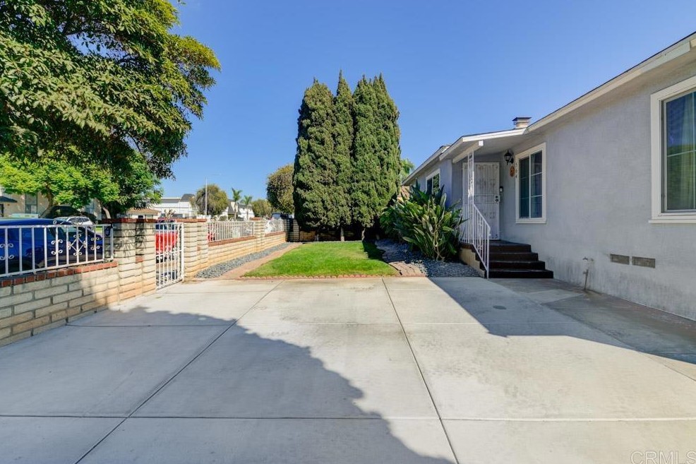 564 E St, Chula Vista, CA 91910