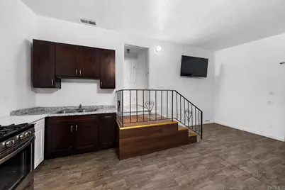 194 Corte Helena Avenue, Chula Vista, CA 91910 - Photo 34