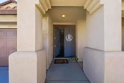 6048 Oak Fence Lane, Lancaster, CA 93536 - Photo 2