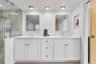 230 W Laurel St, San Diego, CA 92101 - Photo 32