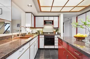 230 W Laurel St, San Diego, CA 92101 - Photo 14