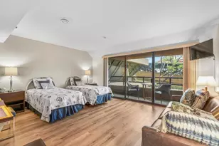 230 W Laurel St, San Diego, CA 92101 - Photo 48