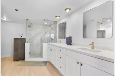 230 W Laurel Street #506, San Diego, CA 92101 - Photo 28