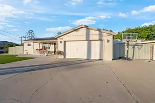 8100 8100 Binney Pl, La Mesa, CA 91942 - Photo 2