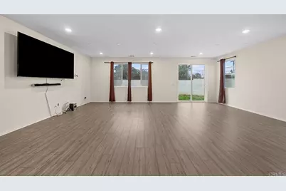 30929 Windy Ridge Way, Menifee, CA 92584 - Photo 4