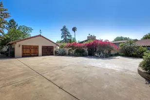 11105 Berry Road, Valley Center, CA 92082 - Photo 4
