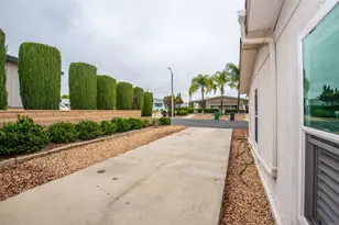 38210 Via Taffia, Murrieta, CA 92563 - Photo 60