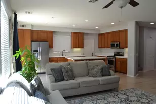 34592 Wintersweet Ln, Winchester, CA 92596 - Photo 10