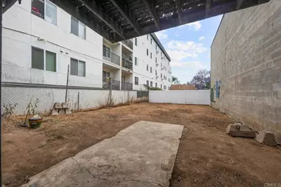 254 17th Street, San Diego, CA 92101 - Photo 4