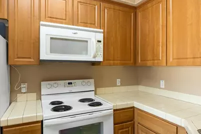 2723 Lake Pointe Drive #231, Spring Valley, CA 91977 - Photo 12