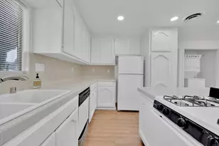 9015 9017 Campo Rd, Spring Valley, CA 91977 - Photo 16