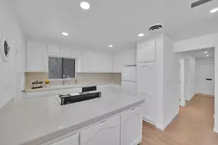 9015 9017 Campo Rd, Spring Valley, CA 91977 - Photo 14