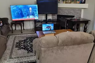 2117 Descanso Dr, Calexico, CA 92231 - Photo 10