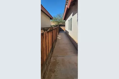 2117 Descanso Drive, Calexico, CA 92231 - Photo 6