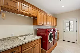 6433 Dehesa Rd, El Cajon, CA 92019 - Photo 22