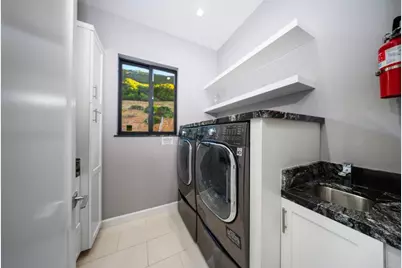 42950 Ivy Street, Murrieta, CA 92562 - Photo 10