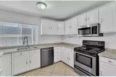 237 Rancho Drive #C, Chula Vista, CA 91911 - Photo 2