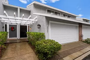 8037 Caminito Mallorca, La Jolla, CA 92037 - Photo 2