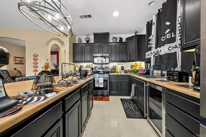 1489 Bottlebrush Court, Beaumont, CA 92223 - Photo 10