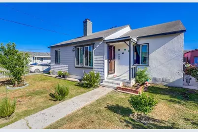 900 W Brazil Street, Compton, CA 90220 - Photo 4