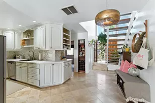 4252 Loma Riviera Ln, San Diego, CA 92110 - Photo 1