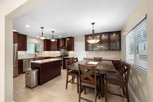 202 E J St, Chula Vista, CA 91910 - Photo 2