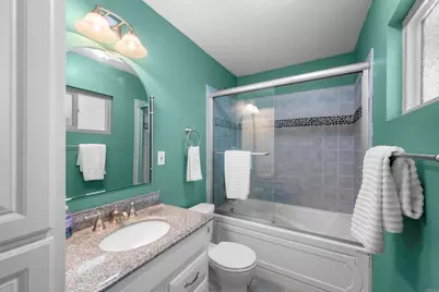 202 E J St, Chula Vista, CA 91910 - Photo 28