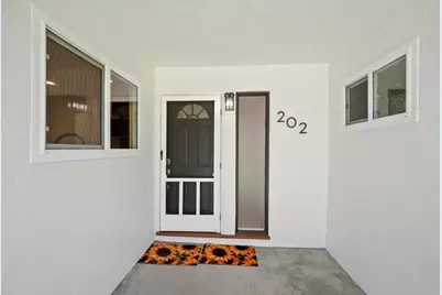 202 E J St, Chula Vista, CA 91910 - Photo 20